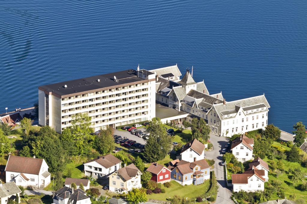 Kviknes Hotel Balestrand Extérieur photo